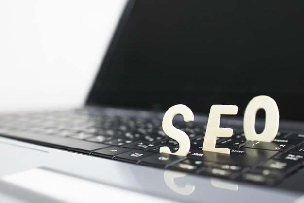 سئو چیست و سئوی سایت چرا اهمیت دارد